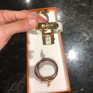Hermès bracelet with interchangeable clock/watch